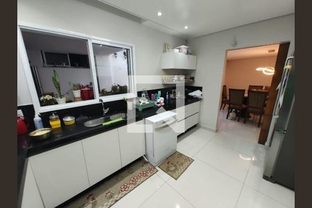 Casa à venda com 3 quartos, 260m² em Paraíso, Santo André