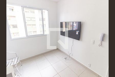 Sala/Cozinha de apartamento para alugar com 1 quarto, 24m² em Vila Cláudia, São Paulo