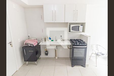 Sala/Cozinha de apartamento para alugar com 1 quarto, 24m² em Vila Cláudia, São Paulo
