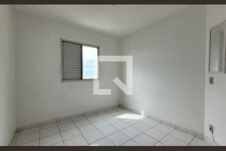 Quarto 1 de apartamento para alugar com 3 quartos, 69m² em Vila Bela Vista, Santo André