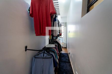 Closet/Quarto 1 de casa para alugar com 2 quartos, 170m² em Jardim Independência, São Paulo