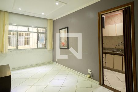 Apartamento à venda com 64m², 2 quartos e 1 vagaSala