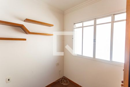Quarto 2 de apartamento à venda com 2 quartos, 45m² em Santa Cruz, Belo Horizonte