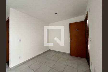 Sala de apartamento para alugar com 2 quartos, 49m² em Parque Santa Rosa, Suzano