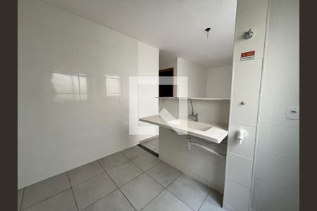 Cozinha e Área de Serviço de apartamento para alugar com 2 quartos, 49m² em Parque Santa Rosa, Suzano