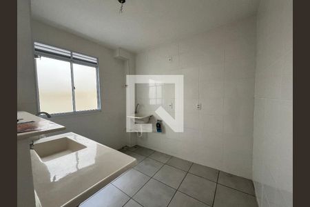 Cozinha e Área de Serviço de apartamento para alugar com 2 quartos, 49m² em Parque Santa Rosa, Suzano