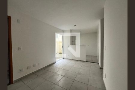 Sala de apartamento para alugar com 2 quartos, 49m² em Parque Santa Rosa, Suzano