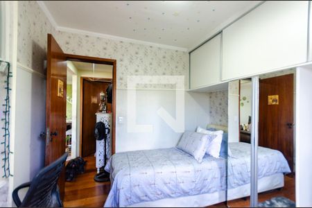 Quarto de apartamento à venda com 2 quartos, 62m² em Jardim Mariliza, São Paulo