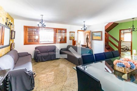 Sala de casa à venda com 4 quartos, 367m² em Itaipu, Niterói