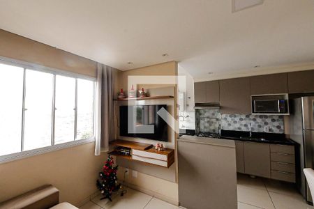 Sala de apartamento para alugar com 2 quartos, 38m² em Jardim Vila Carrão, São Paulo