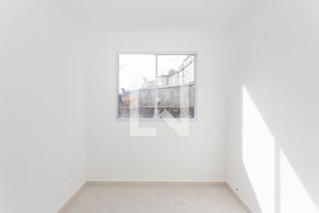 Quarto 1 de apartamento para alugar com 2 quartos, 41m² em Vila Cristalia, São Paulo