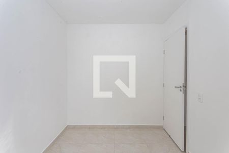 Quarto 2 de apartamento para alugar com 2 quartos, 41m² em Vila Cristalia, São Paulo
