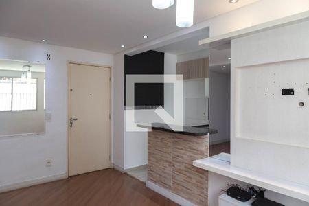 Sala de apartamento à venda com 2 quartos, 50m² em Jardim Adriana, Guarulhos