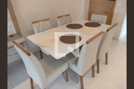 Detalhe da sala de apartamento para alugar com 2 quartos, 57m² em Mirim, Praia Grande