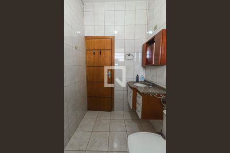 Casa à venda com 128m², 2 quartos e 2 vagas Casa à venda com 128m², 2 quartos e 2 vagasBanheiro 1