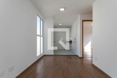 Sala de apartamento para alugar com 2 quartos, 40m² em Vila São Paulo, Mogi das Cruzes