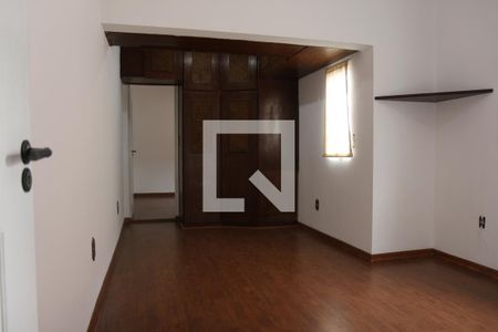 Quarto 1  de casa à venda com 3 quartos, 200m² em Jardim Avelino, São Paulo