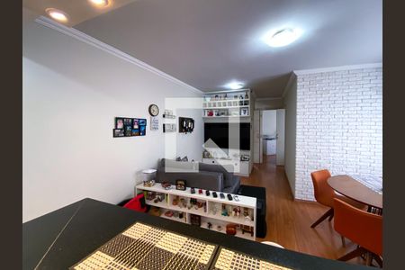 Sala de apartamento para alugar com 2 quartos, 58m² em Vila Indiana, São Paulo