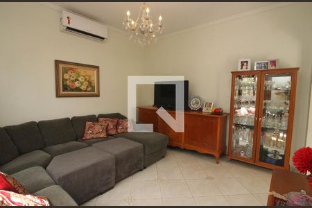 Sala 2 de casa para alugar com 3 quartos, 270m² em São José, Porto Alegre