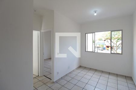 Sala de apartamento à venda com 2 quartos, 40m² em Planalto, Belo Horizonte