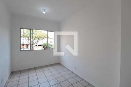 Sala de apartamento à venda com 2 quartos, 40m² em Planalto, Belo Horizonte