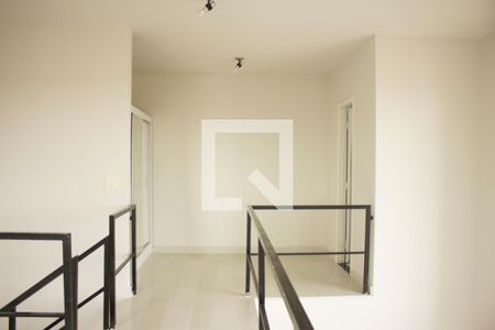 Quarto de apartamento à venda com 1 quarto, 85m² em Vila Suzana, São Paulo