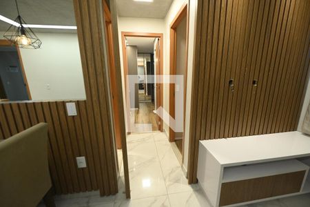 Corredor de acesso de apartamento para alugar com 2 quartos, 62m² em Setor Faicalville, Goiânia