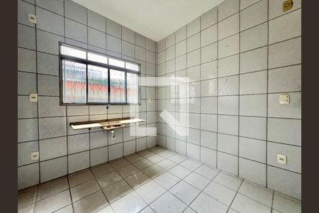 Cozinha de apartamento para alugar com 1 quarto, 33m² em Parque Xangri-lá, Contagem