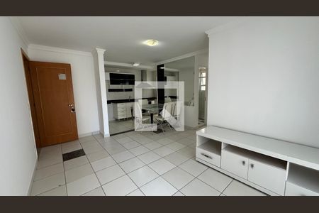 Sala de apartamento para alugar com 2 quartos, 90m² em Serrinha, Goiânia
