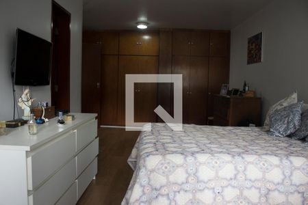 Suite 1 de casa à venda com 4 quartos, 430m² em Jardim Vitoria Regia (zona Oeste), São Paulo