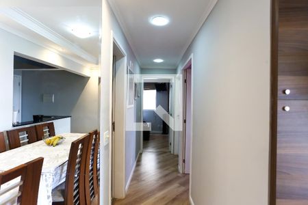 Corredor de apartamento à venda com 3 quartos, 72m² em Jardim Maria Rosa, Taboão da Serra