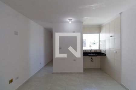 Sala e Cozinha Integrada  de apartamento para alugar com 1 quarto, 40m² em Jardim Maringá, São Paulo