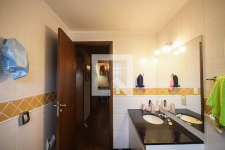 Apartamento à venda com 238m², 3 quartos e 3 vagas Apartamento à venda com 238m², 3 quartos e 3 vagasBanheiro