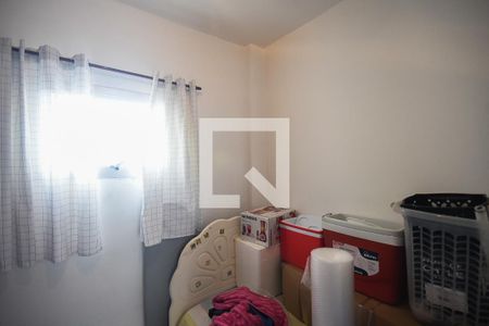 Apartamento à venda com 238m², 3 quartos e 3 vagas Apartamento à venda com 238m², 3 quartos e 3 vagasQuarto de Serviço