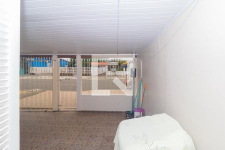 Sala/Cozinha-Vista de casa à venda com 2 quartos, 60m² em Harmonia, Canoas