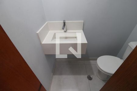 Lavabo de casa de condomínio à venda com 2 quartos, 59m² em Vila Ede, São Paulo