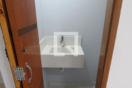 Lavabo de casa de condomínio à venda com 2 quartos, 59m² em Vila Ede, São Paulo