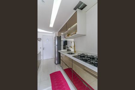 Cozinha de apartamento à venda com 2 quartos, 71m² em Santo Amaro, São Paulo