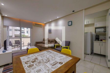 Sala de apartamento à venda com 2 quartos, 64m² em Recreio dos Bandeirantes, Rio de Janeiro