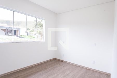 quarto 2 de casa de condomínio à venda com 3 quartos, 200m² em Nova Lima, Nova Lima
