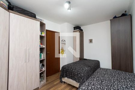Quarto 2 de apartamento à venda com 2 quartos, 68m² em Jardim Santa Mena, 