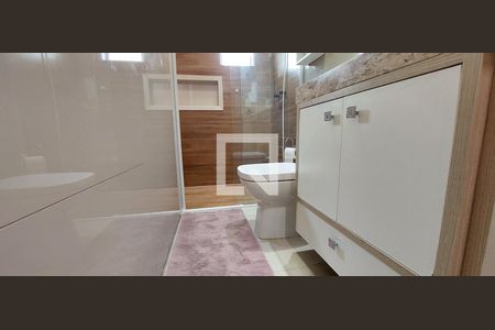 Banheiro Quarto 1 suíte de casa à venda com 3 quartos, 131m² em Parque Capuava, Santo André