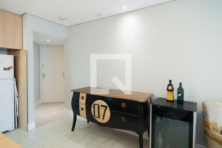 Sala de apartamento para alugar com 2 quartos, 77m² em Cerqueira César, São Paulo