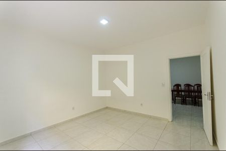 Quarto 1 de casa para alugar com 2 quartos, 90m² em Jardim Santo Elias, São Paulo