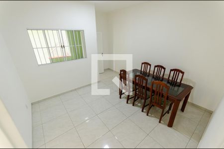 Sala de casa para alugar com 2 quartos, 90m² em Jardim Santo Elias, São Paulo