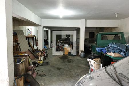 garagem de casa à venda com 4 quartos, 400m² em Vila Amélia, São Paulo