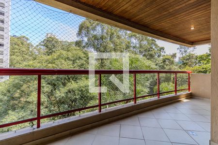 Varanda de apartamento à venda com 4 quartos, 173m² em Vila Suzana, São Paulo