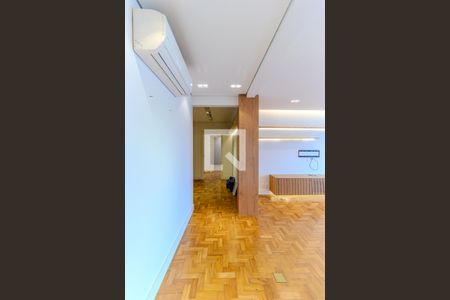 Sala de apartamento à venda com 4 quartos, 200m² em Higienópolis, São Paulo