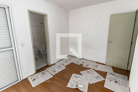 Suíte de casa à venda com 3 quartos, 250m² em Jardim Oliveiras, Taboão da Serra