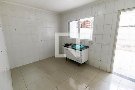 Cozinha de casa à venda com 3 quartos, 250m² em Jardim Oliveiras, Taboão da Serra